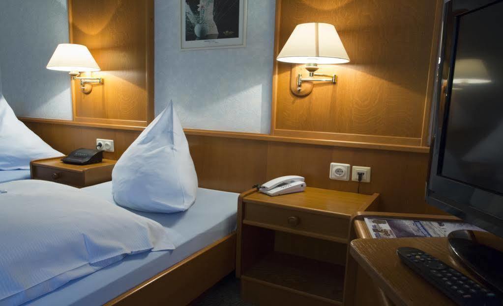 Akzent Hotel Thiemann Гандеркезее Экстерьер фото